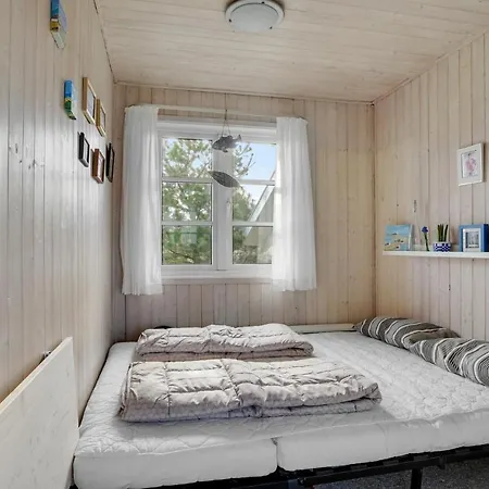 Stunning In Frostrup With Wifi Tatil Evi Lild Strand