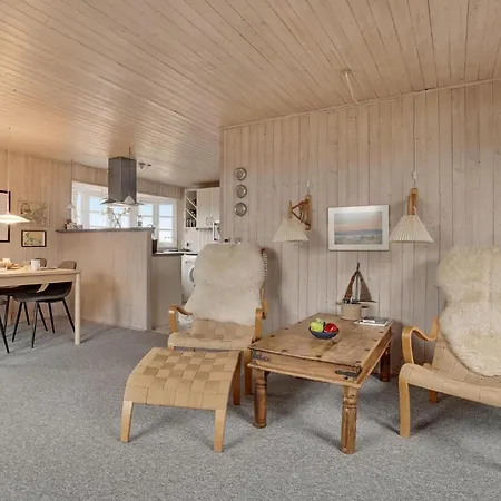 Stunning In Frostrup With Wifi Tatil Evi