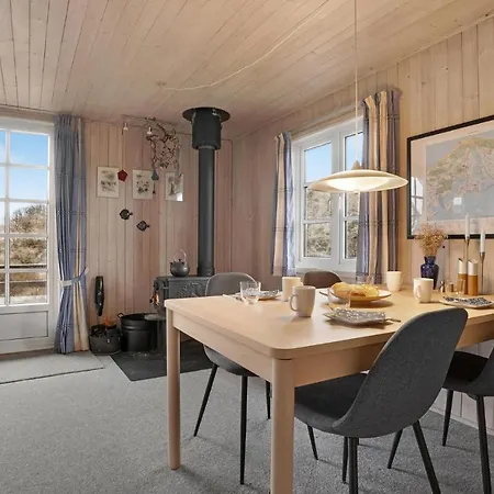 Stunning In Frostrup With Wifi Tatil Evi