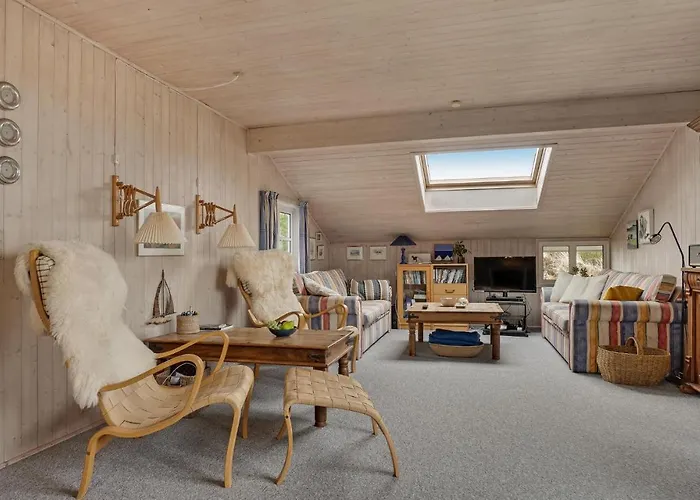 Holiday home With Fireplace 10 Frostrup